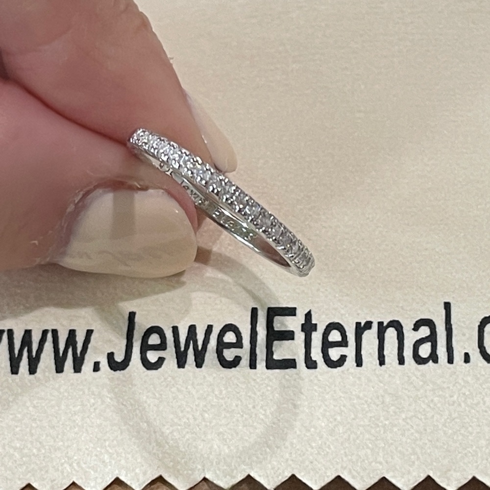 Pave Band Ring - Picture 6 of 9